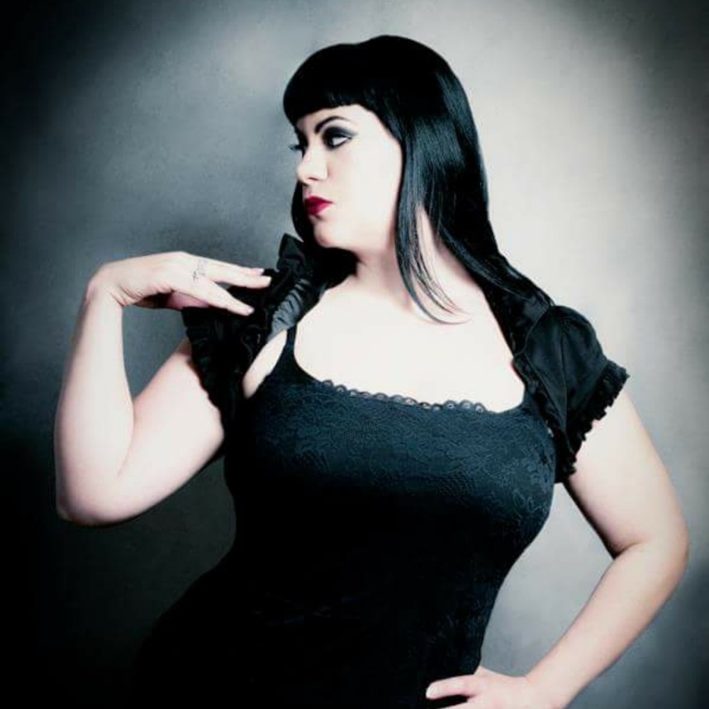 Meet your Posher, Christina